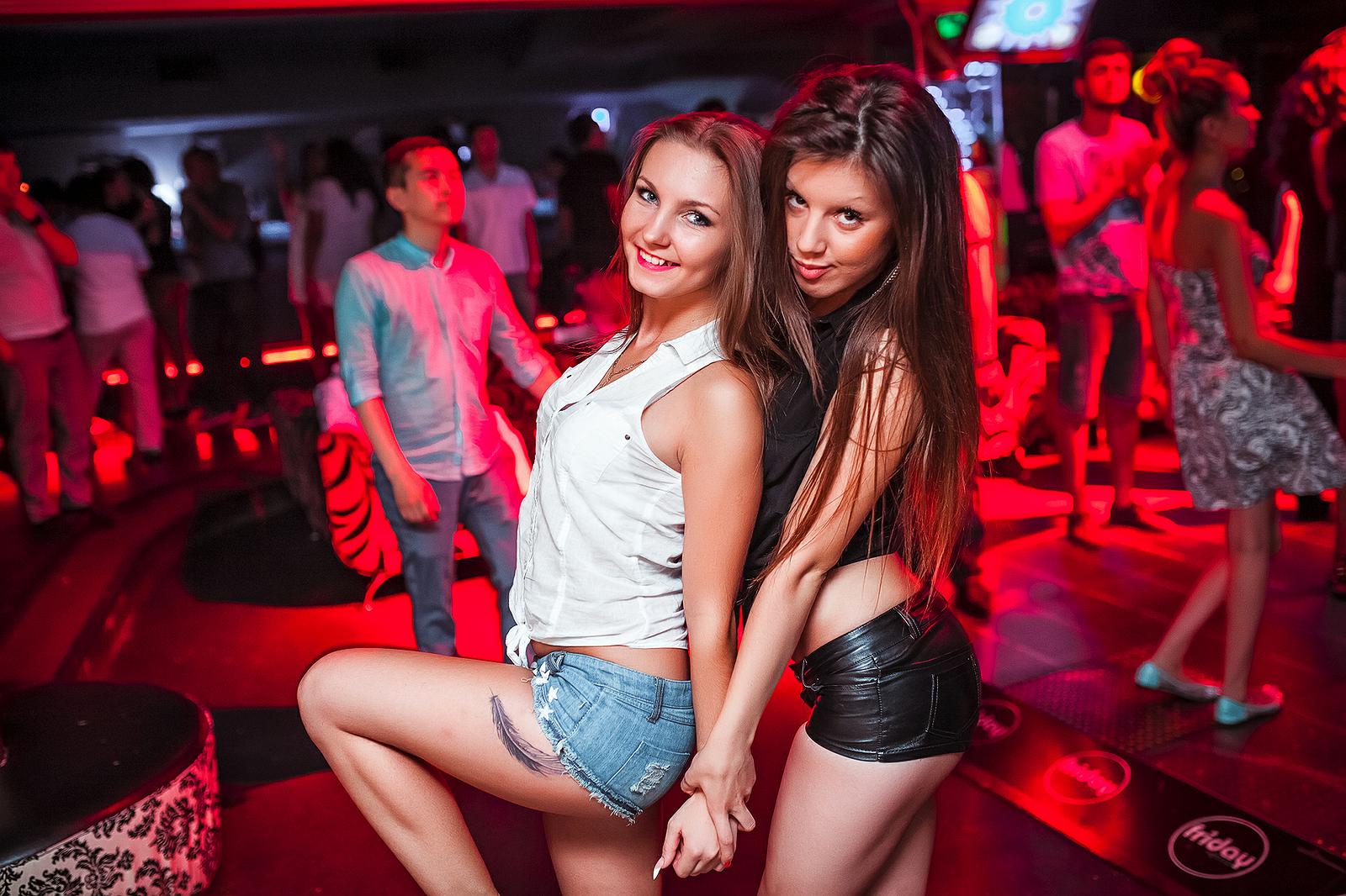 Night club girls